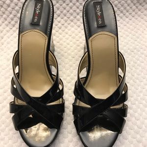 Black patent leather platform sandals